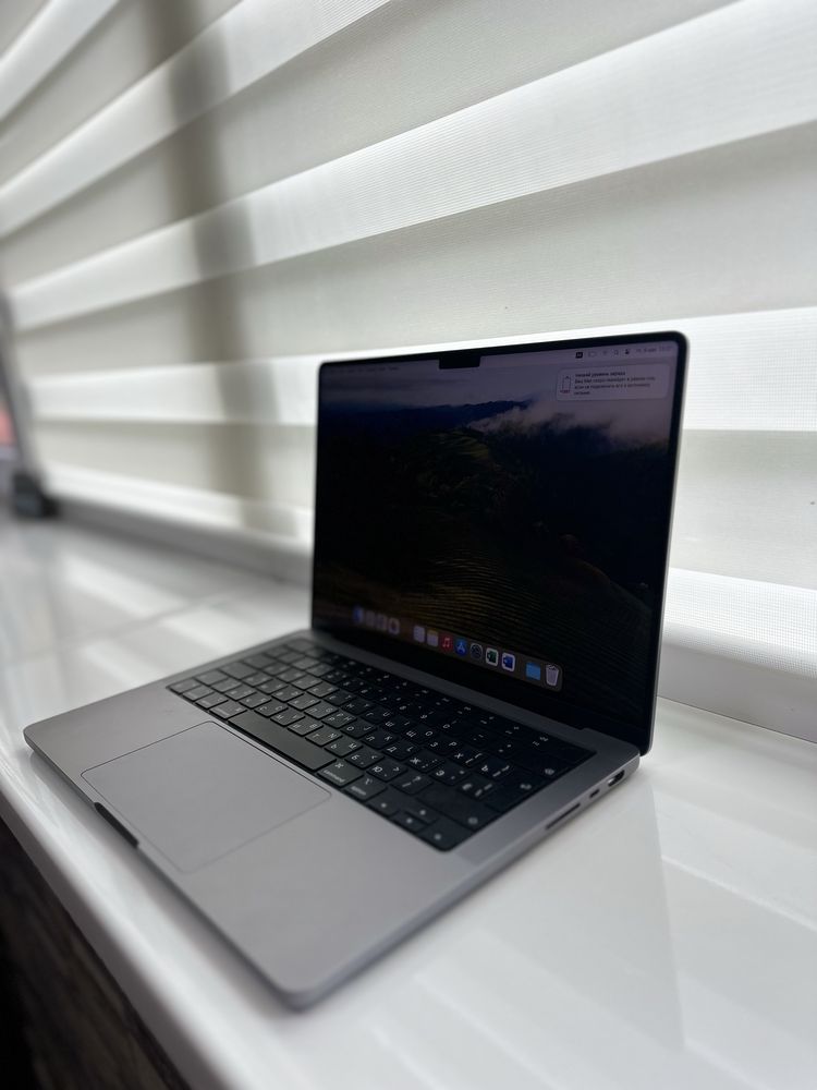 MacBook Pro 14 m2 2023