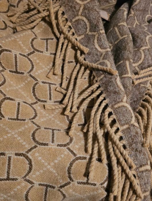 Палто, вълна! Twinset!