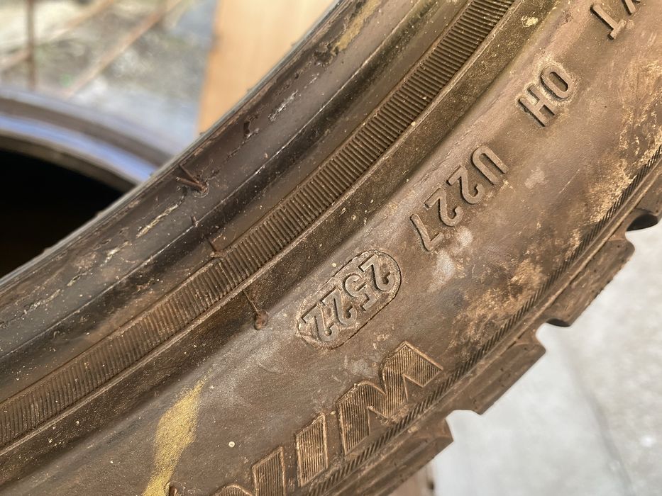 275/35/21 si 315/30/21 Pirelli