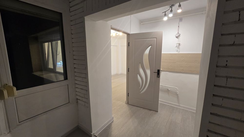 Vand apartament 1 camera,Aradului,et.2