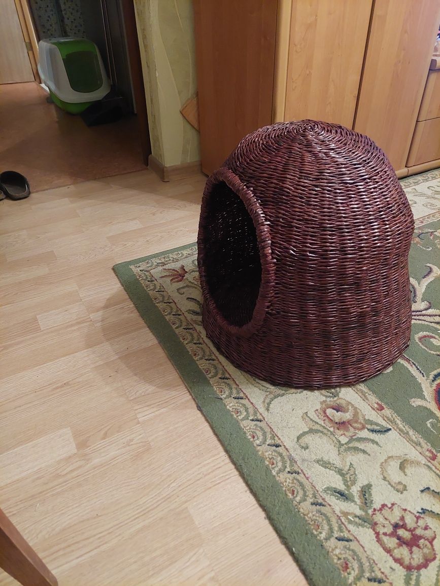 Продам плетеный домик для кошки
