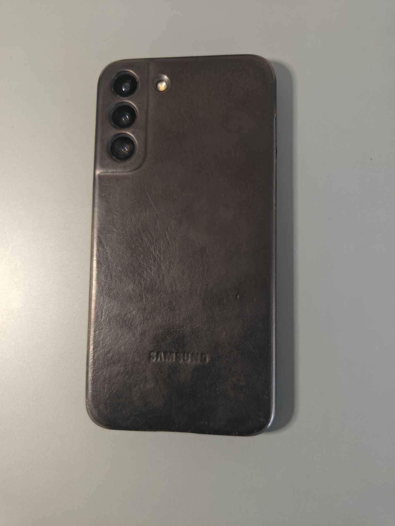 Samsung galaxy S22 plus