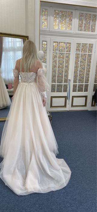 Rochie mireasa roze!