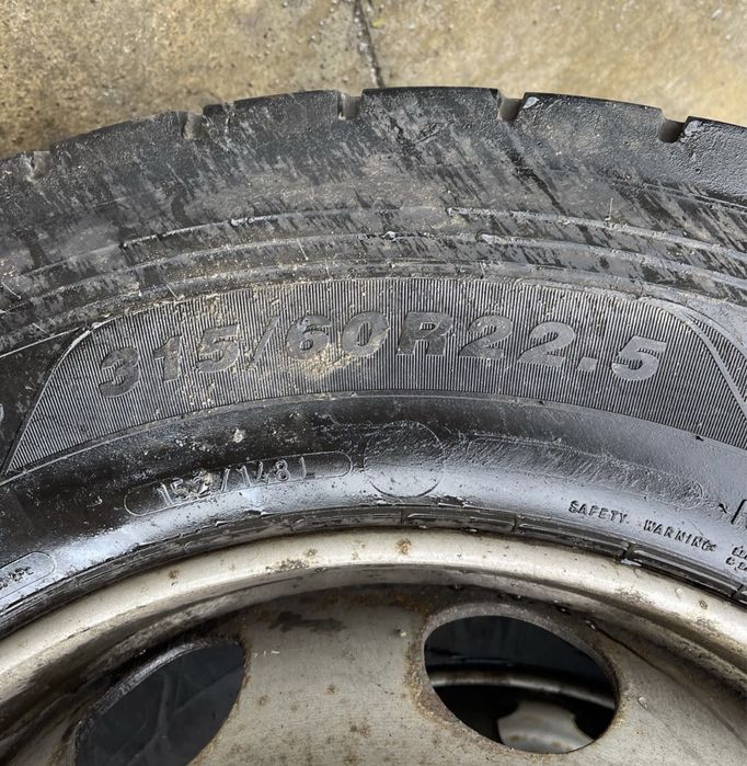 2 roti tractuine 315/60r22.5 goodyear