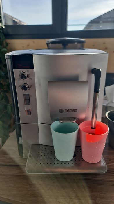 Service reparatii espressoare aparate cafea expresoare Saeco Delonghi