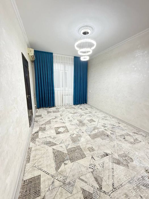 Продаётся квартира  Чиланзар 17. 1в2/3/4 Ор-р Метр Чиланзар