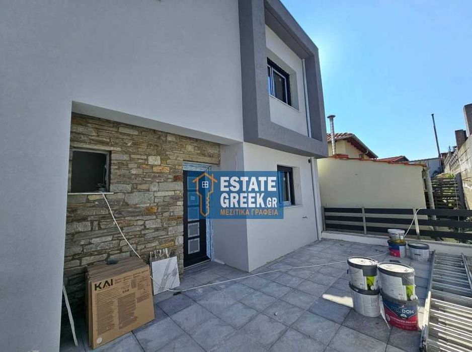 Продава се Тристаен апартамент в Пловдив, Филипово - 93 кв.м за 1990 €/кв.м - Снимка #1