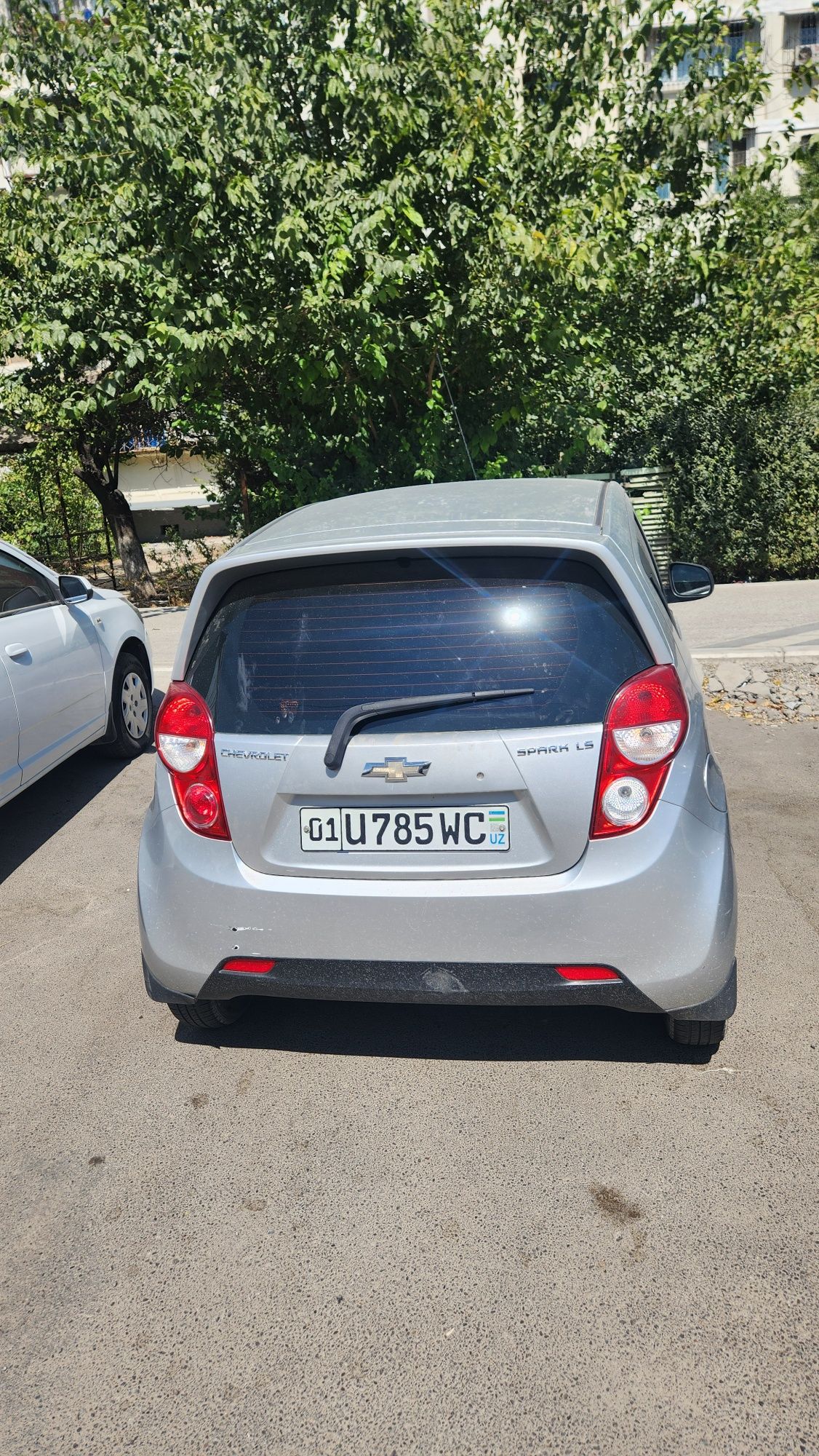Насия савдога берилади бошига 1000.