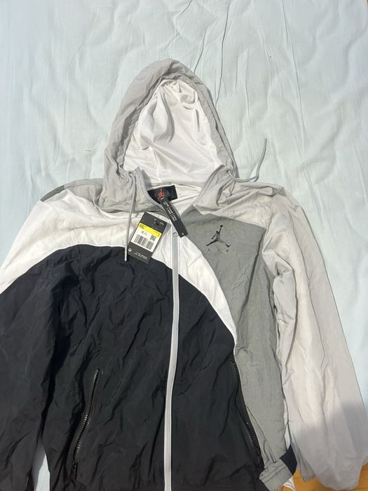 Ветровка яке Jordan нова S