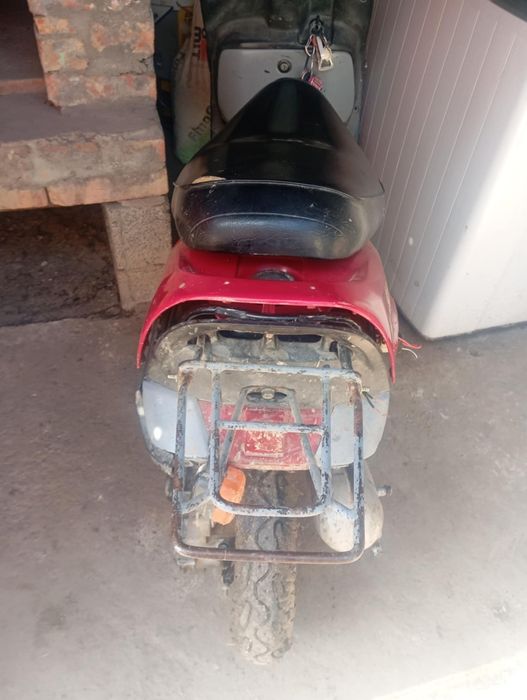 Vând scuter 50cc