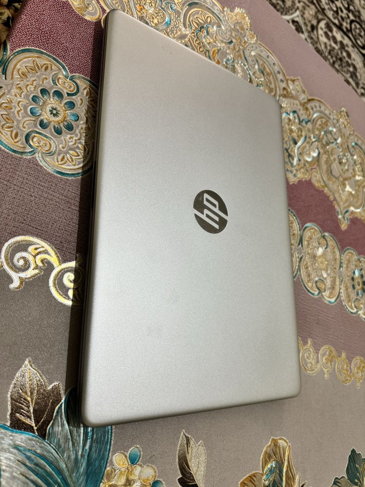 HP Laptop 15s 16/512 core i7 11gen