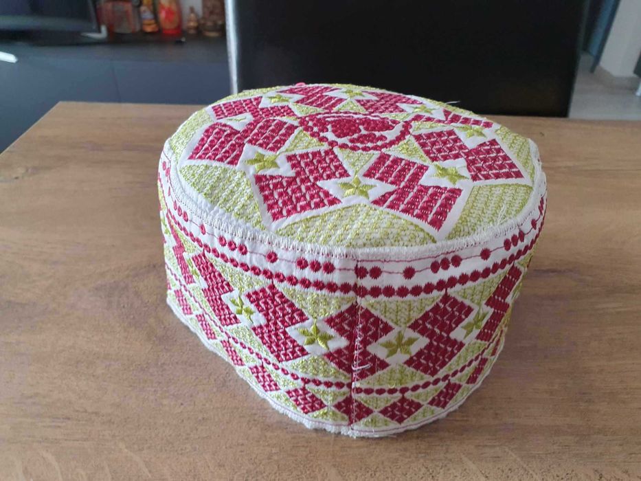 Caciula arabica din Oman | Omani prayer hat