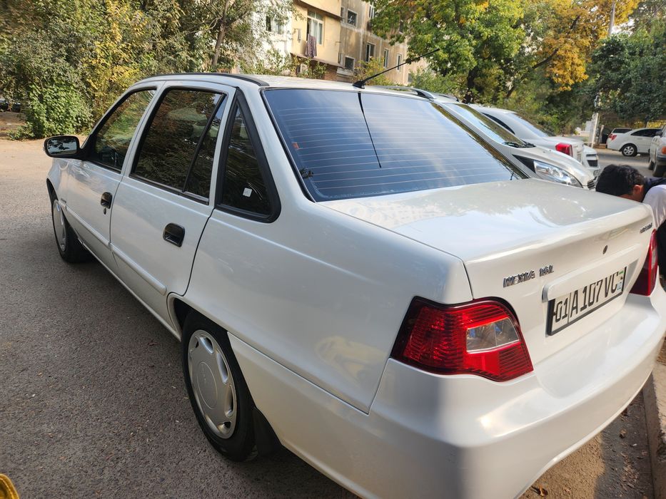 Nexia 2 1.6 lux kansaner