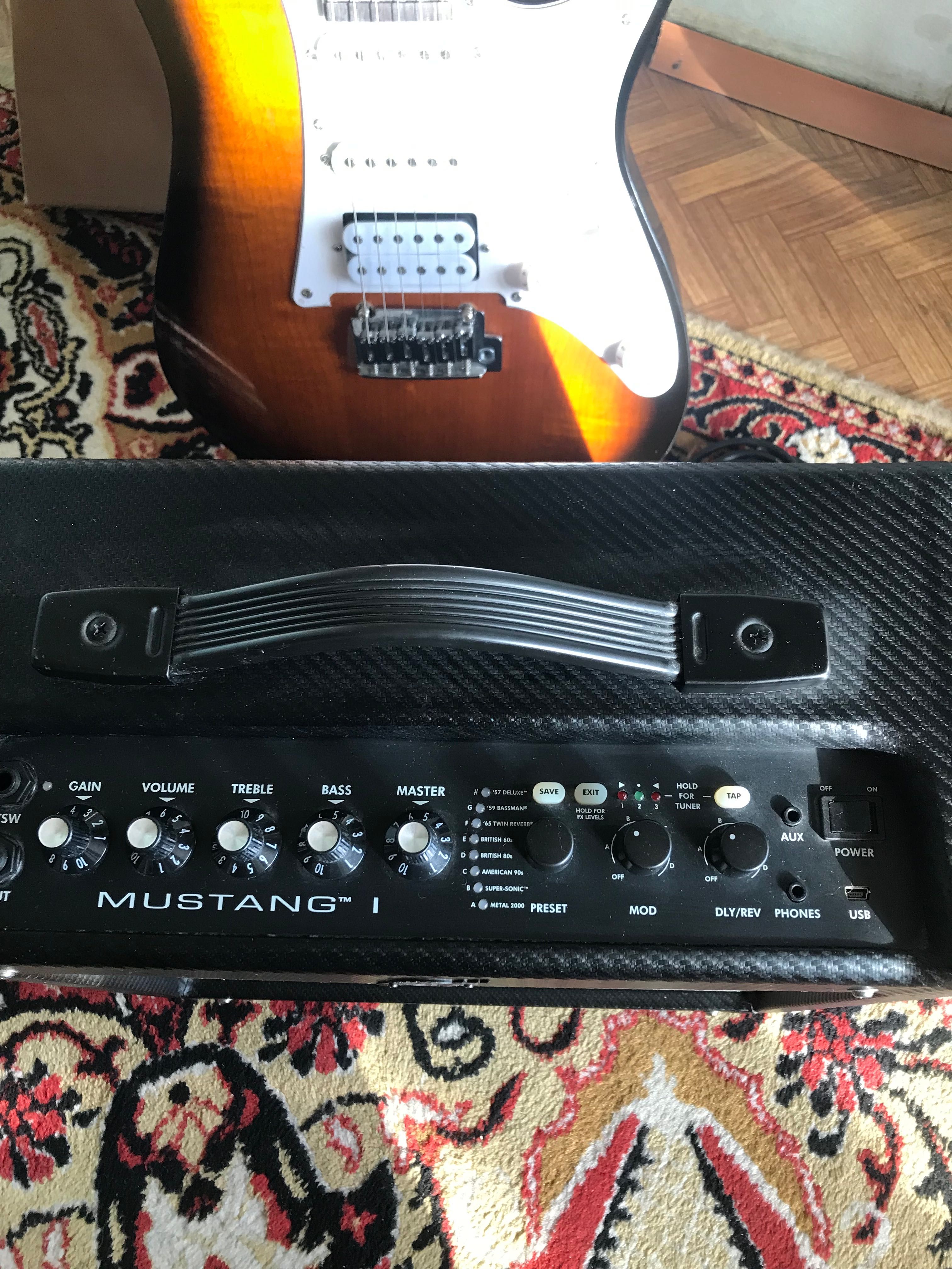Нов Ibanez Gio /Fender китара и кубе нови