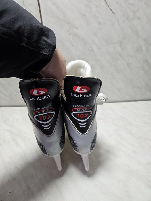 Patine 1118 hochei hockey Botas marime 35  ( 23  cm)