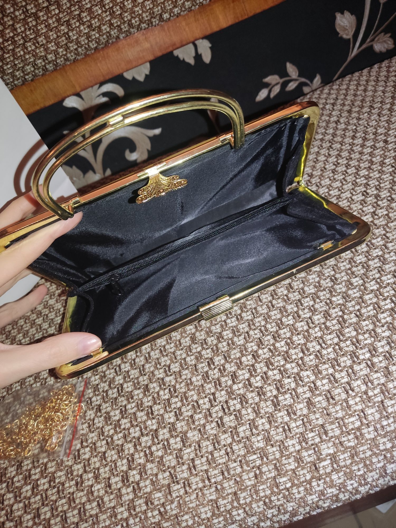Новый элегантный,стильный клатч-сумочка
