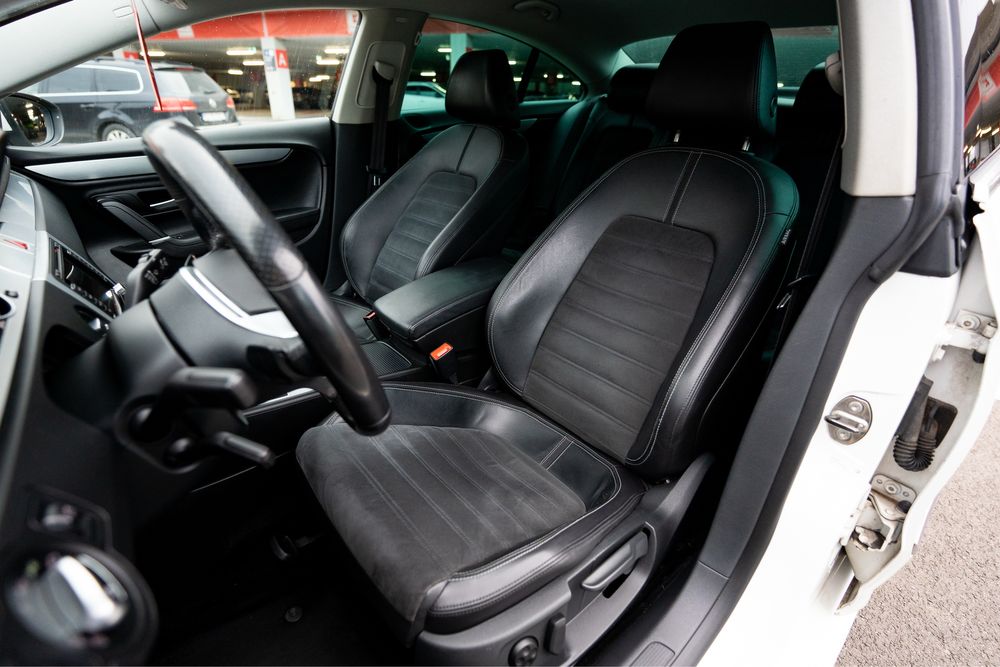 Volkswagen Passat CC R-Line 2011 Rate/Garantie/Revizii