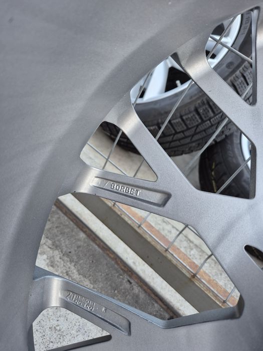 Джанти Borbet 21 цола , 5х112 , 8.5j , et45 , 255/35/21 Mercedes  Audi