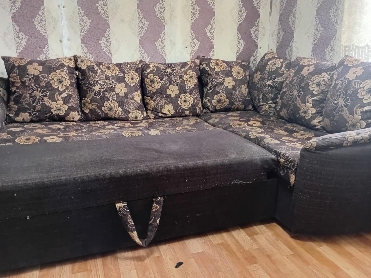 Диван угловой с креслом