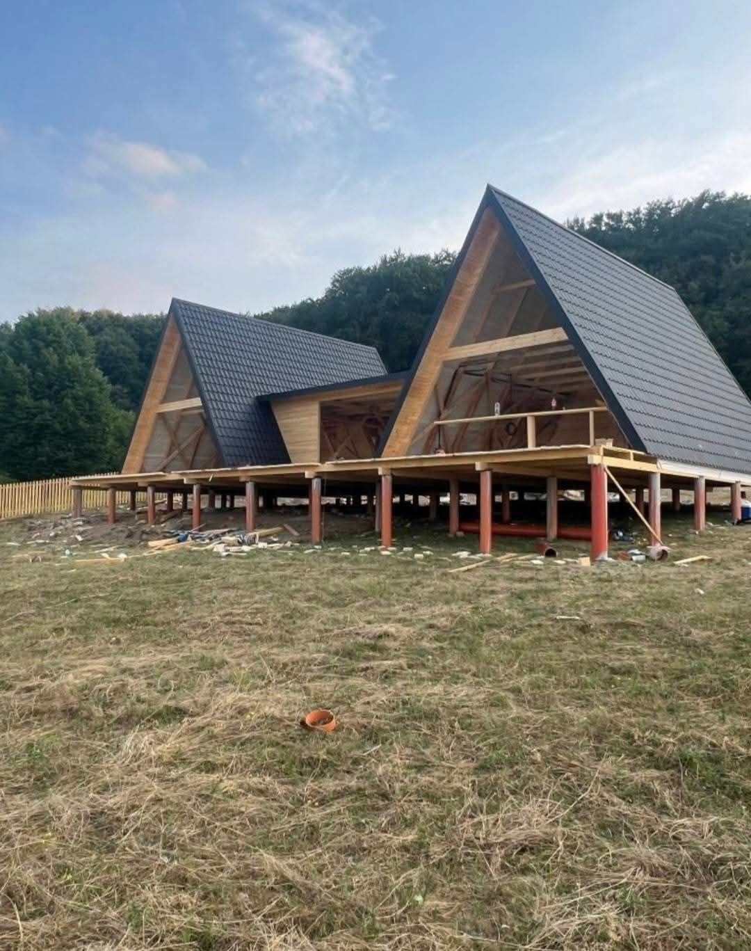 Executam Construim Case din structura de lemn si Cabane stil A Frame,