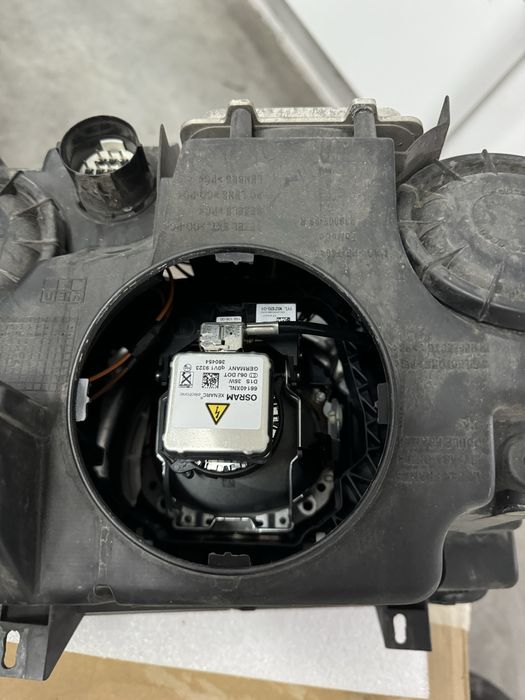 Завиващи фарове за Range Rover l322