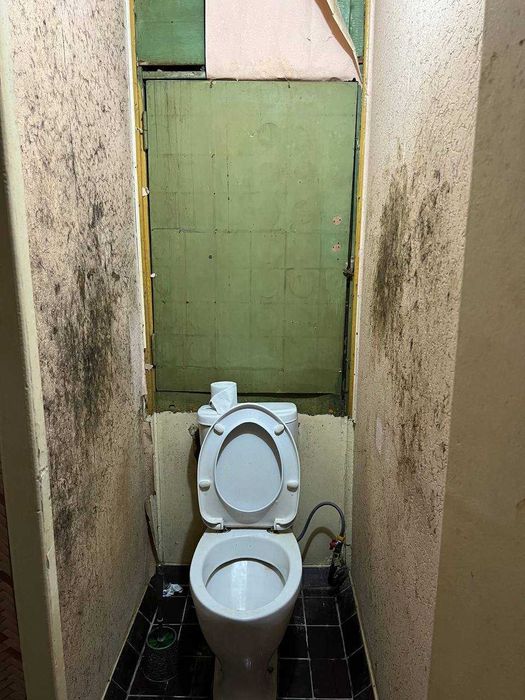 Uy sotiladi 1 xonali