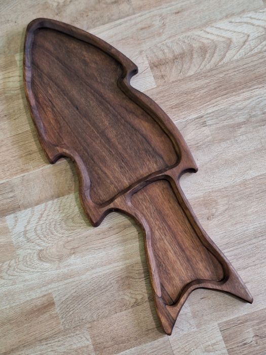 Плата за мезета от орех