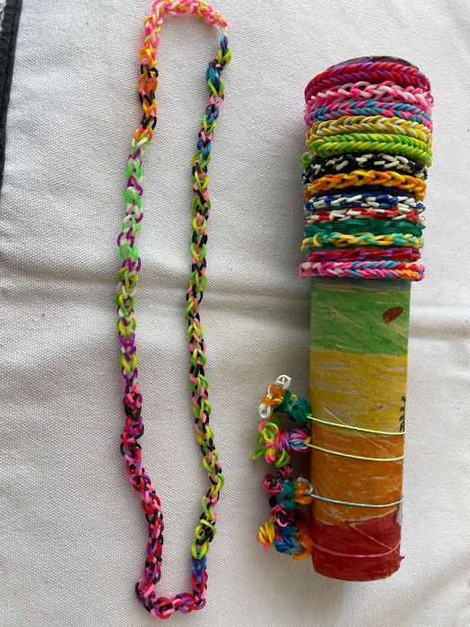 Ластични гривни,аксесоари и гердан