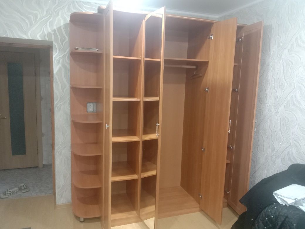 Шкаф купе продам 40000 тенге