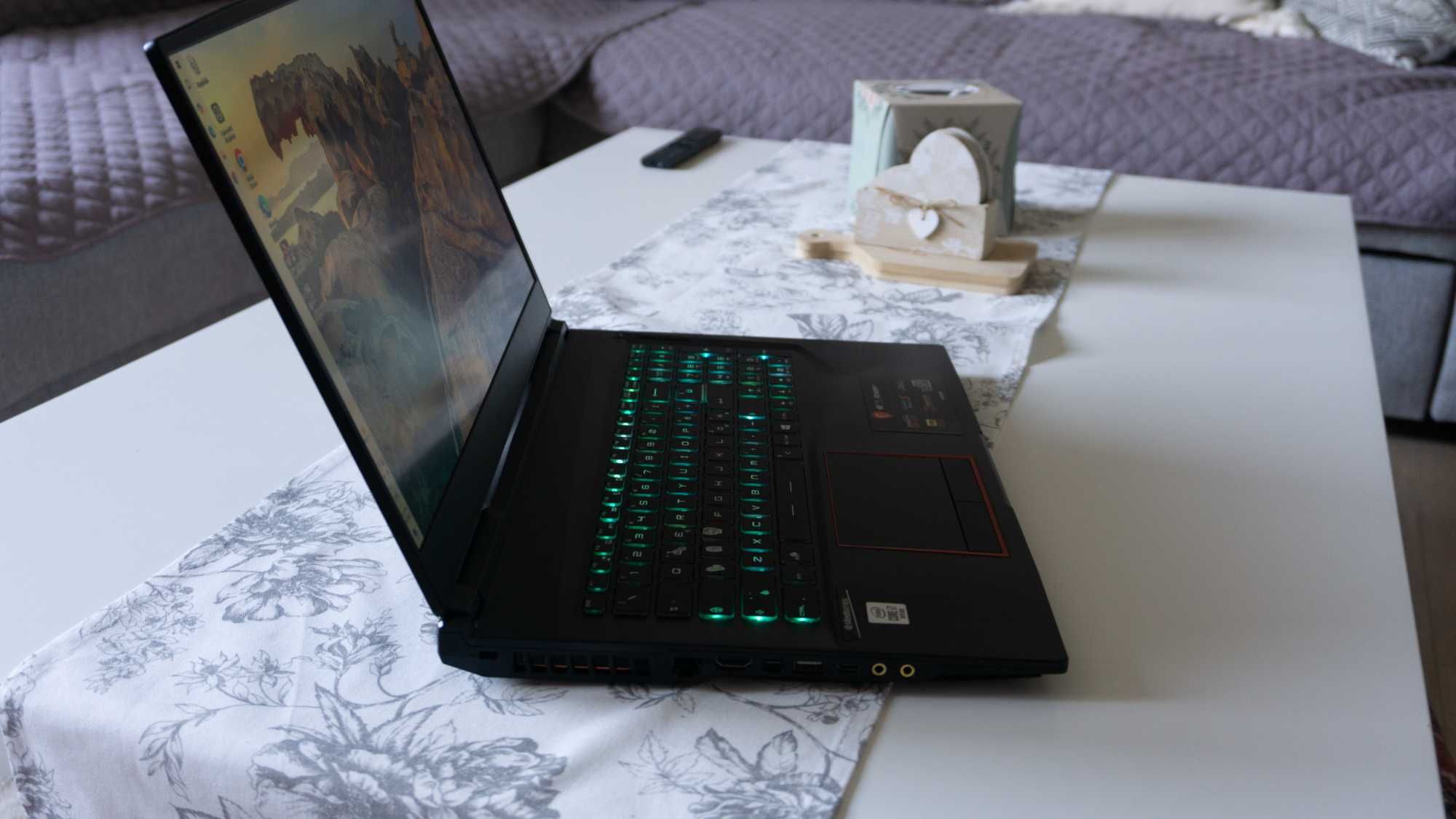 Laptop Gaming MSI Raider GE75 Intel I7 10gen RTX 2070 Super 300Hz 32GB