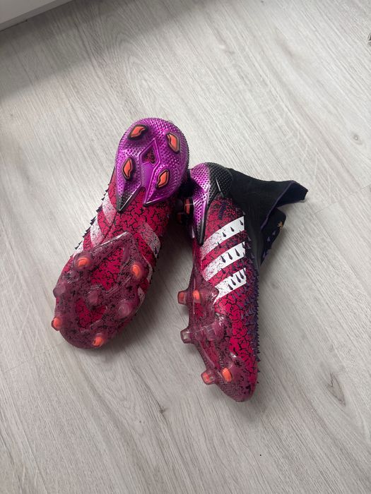 Ghete fotbal predator noi