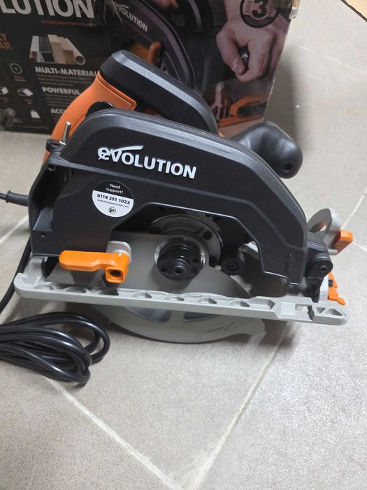 Fierastrau circular de mana cu sina de ghidaj R185CCSX EU Evolution