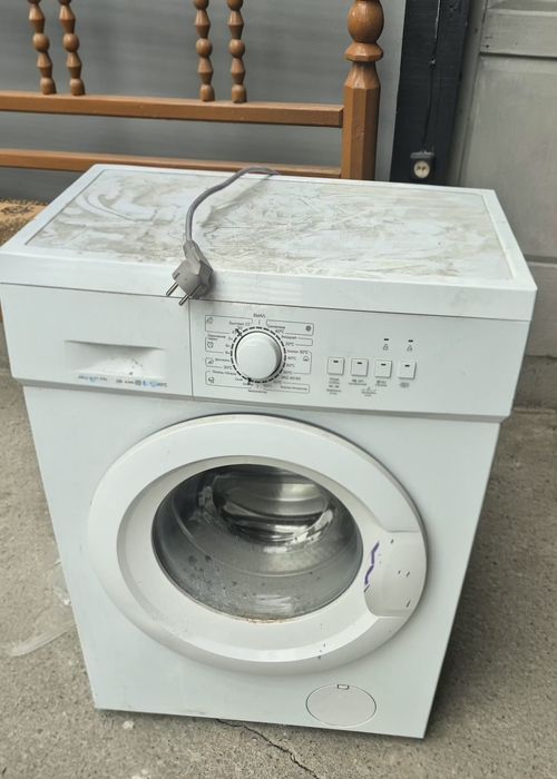 Стиральная машина Dexp, загрузка 6 кг, отжим до 1200 об/мин, хорошее с