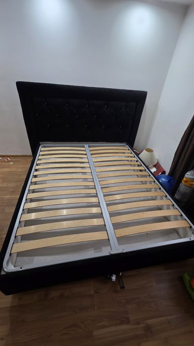 Pat matrimonial  cu lada depozitare