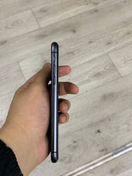 Айфон 11 идеальном состоянии