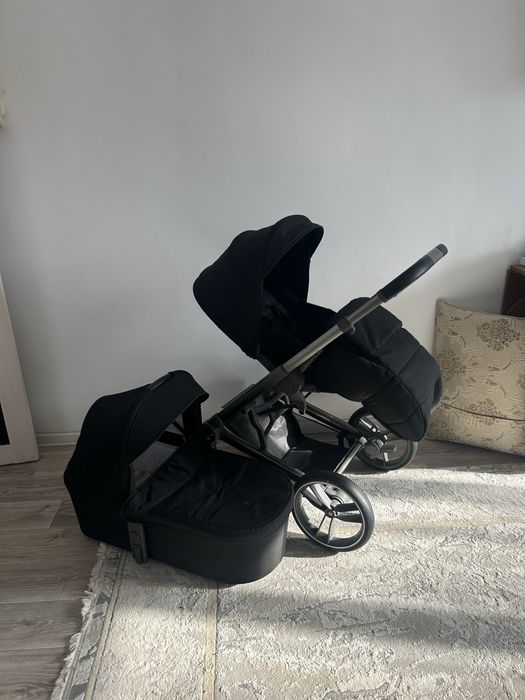 Продам коляску 2в1