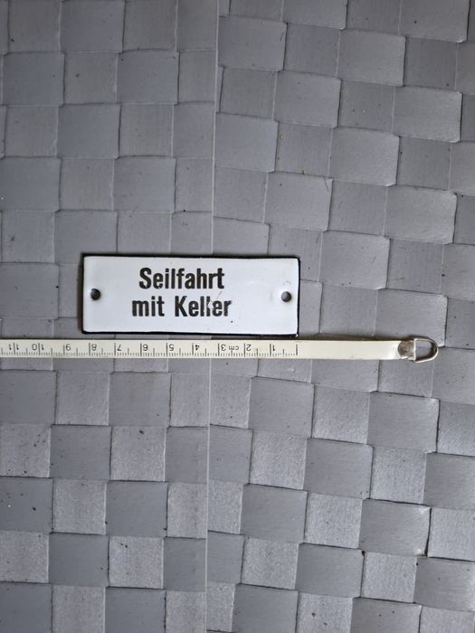 Германска малка емайлирана табела