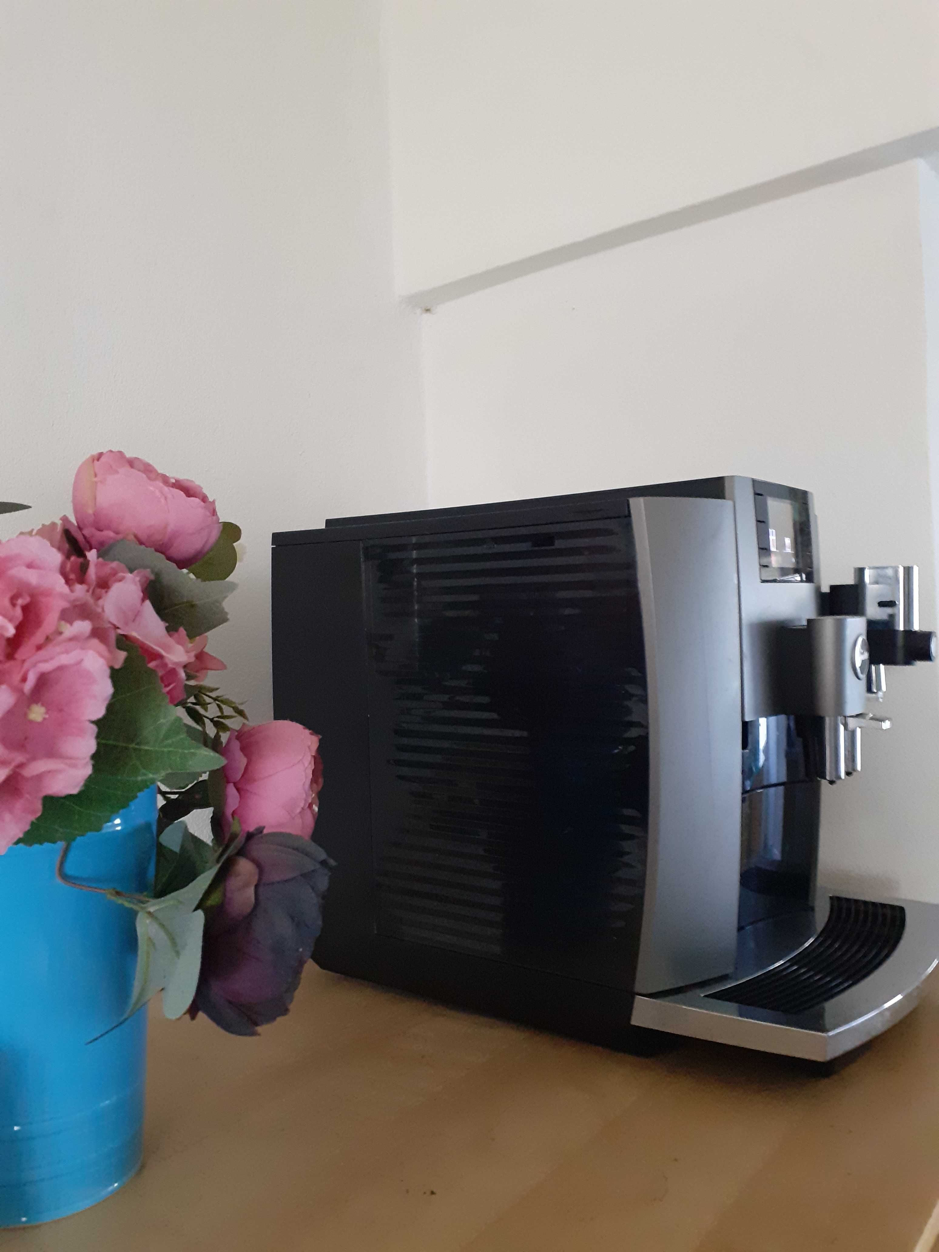 Masina de cafea jura  E8