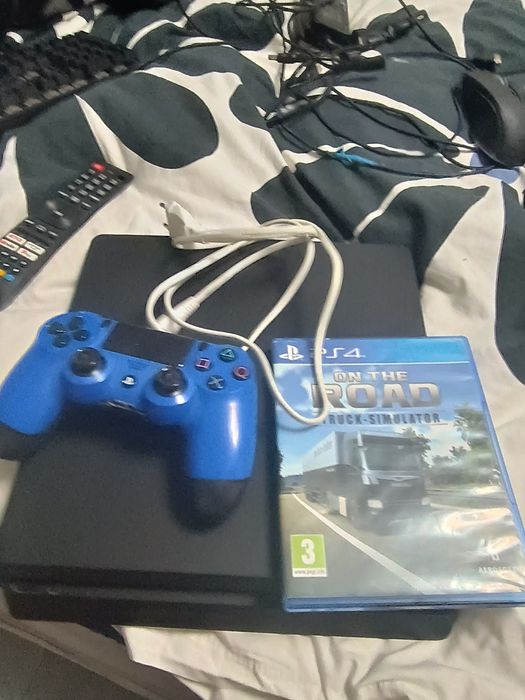 PS4 Slim defect + manetă + joc „On the Road Truck”