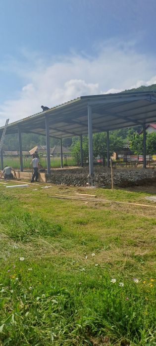 Vând hala metalica  8 x20