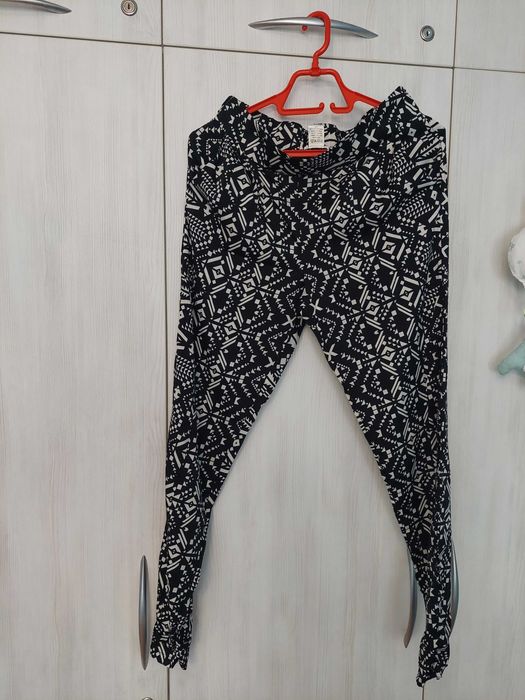 Дамски панталони, размер М