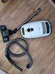 Aspirator Miele Ecoline cu toate accesoriile