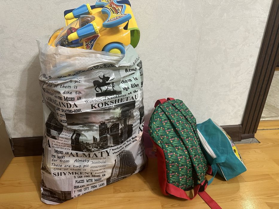 Отдам даром игрушки