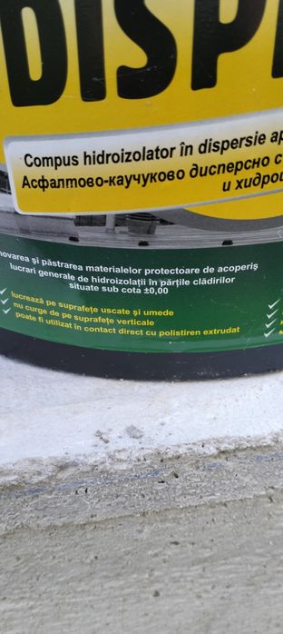 Membrana bituminoasa lichida