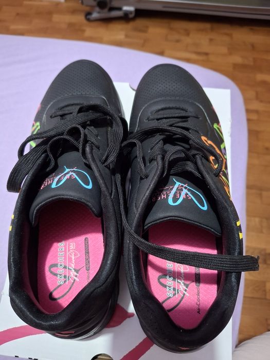 Маратонки Skechers