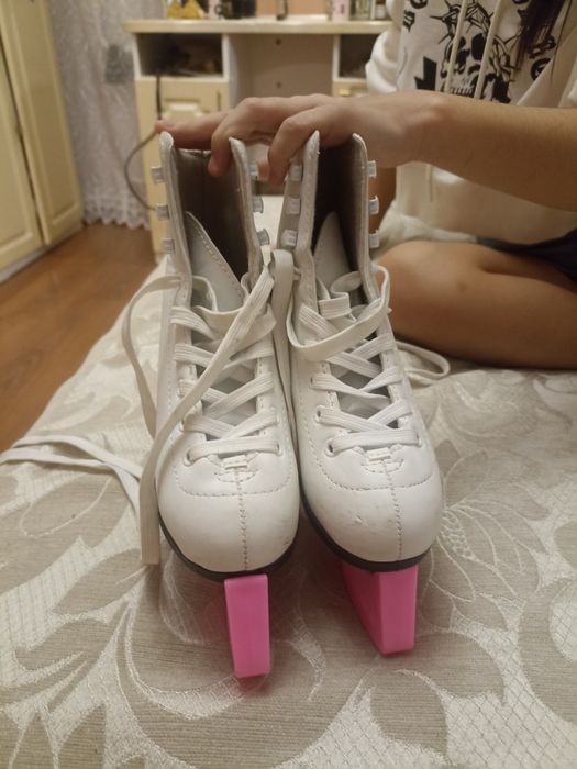 Коньки фигурные детские