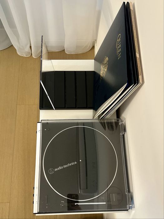 Pick-up Audio Tehnica cu bluetooth