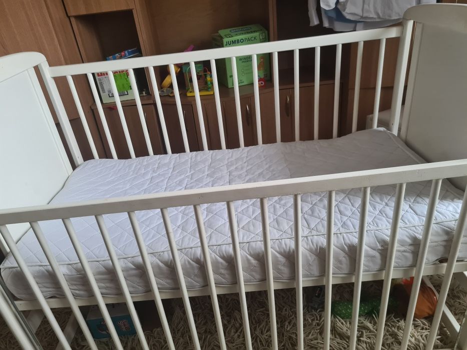 Patut bebe cu saltea