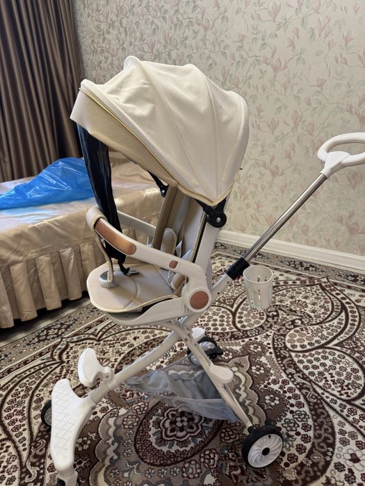 Коляска прогулочная