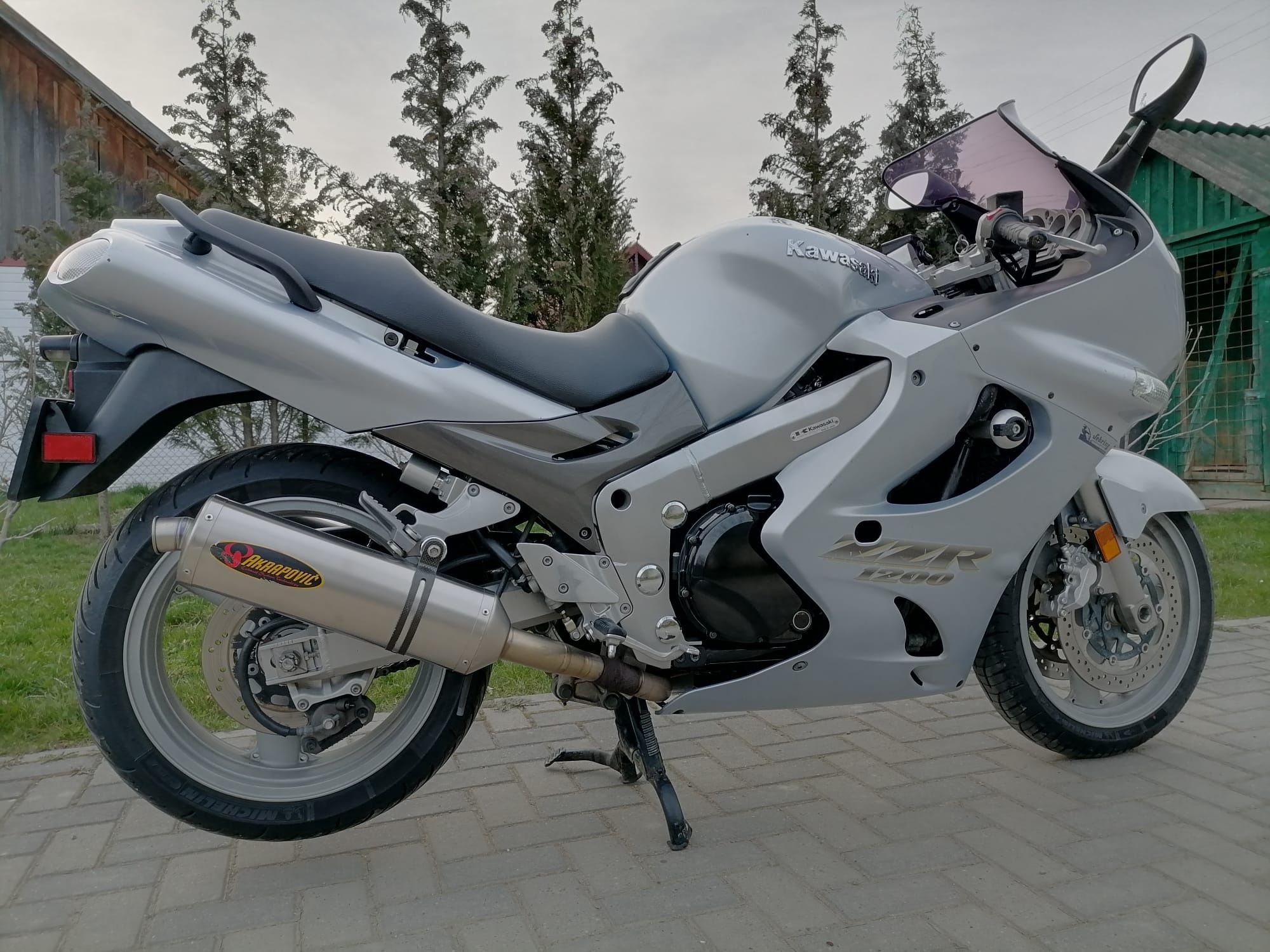 Kawasaki zzr1200